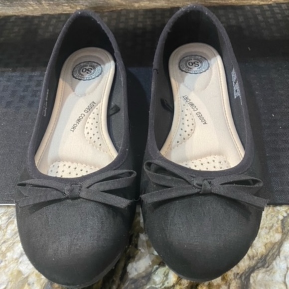 Black Flats Size 6 1/2 - Picture 2 of 8